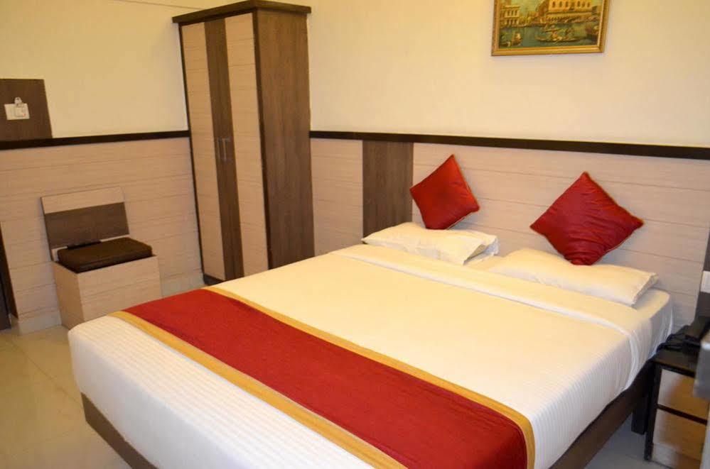 Comfort Inn Lucknow Exterior foto